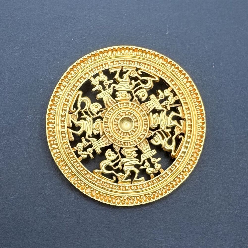 Vintage CCORI Aztec Mayan Incan Peruvian Figures Gold Tone Brooch 2"